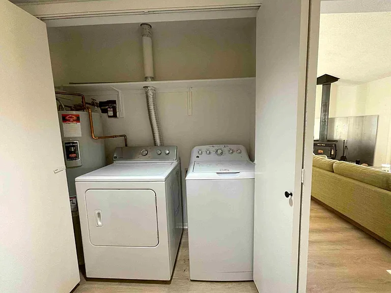 Unit Photo