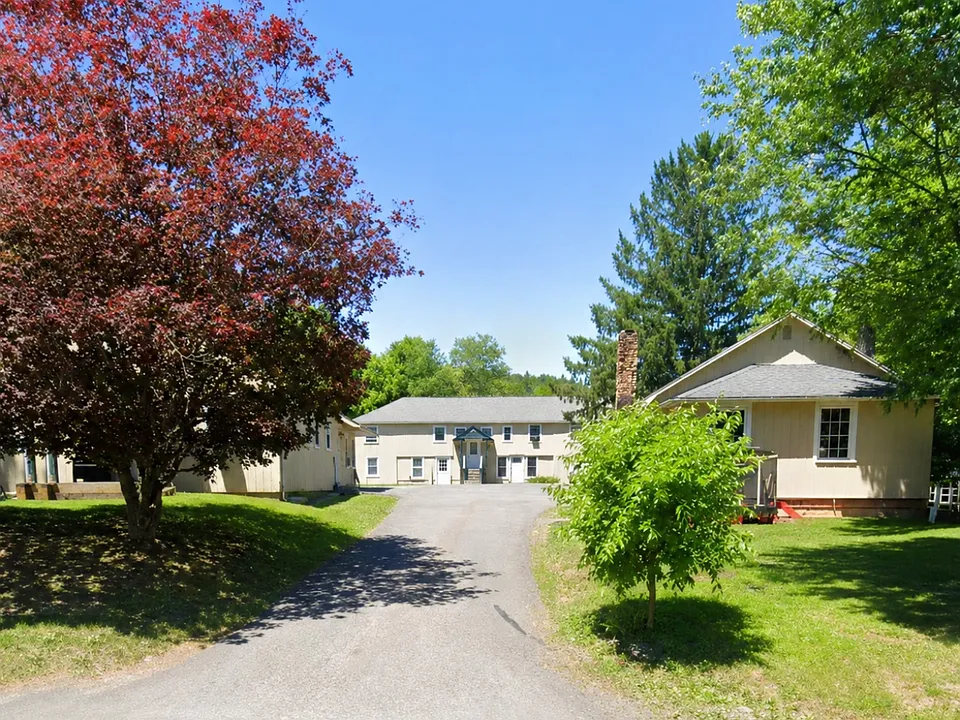251 Samsonville Rd #3