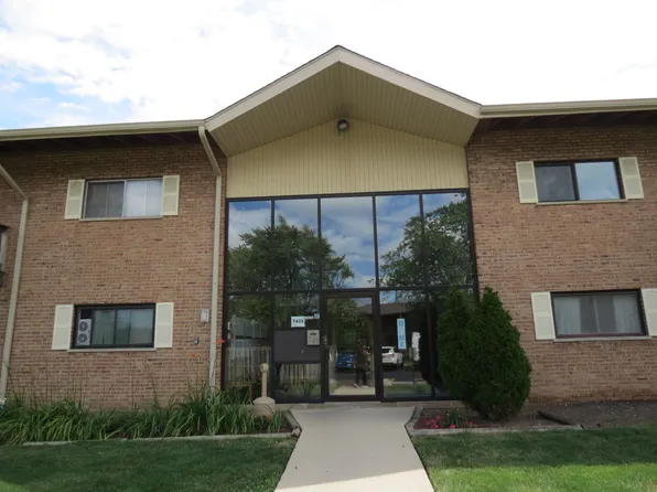 7425 Brookdale Dr #2-116, Darien, IL 60561