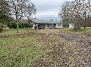 10076 Cedar St, Plainview, AR 72857