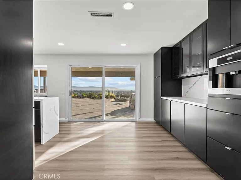 6758 Julie Ln — Photo 16