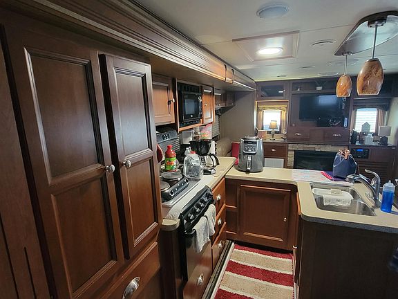 3rd image of 9700 Kings Rd. #A451