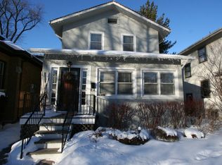 1710 Walnut Ave #211, Wilmette, IL 60091