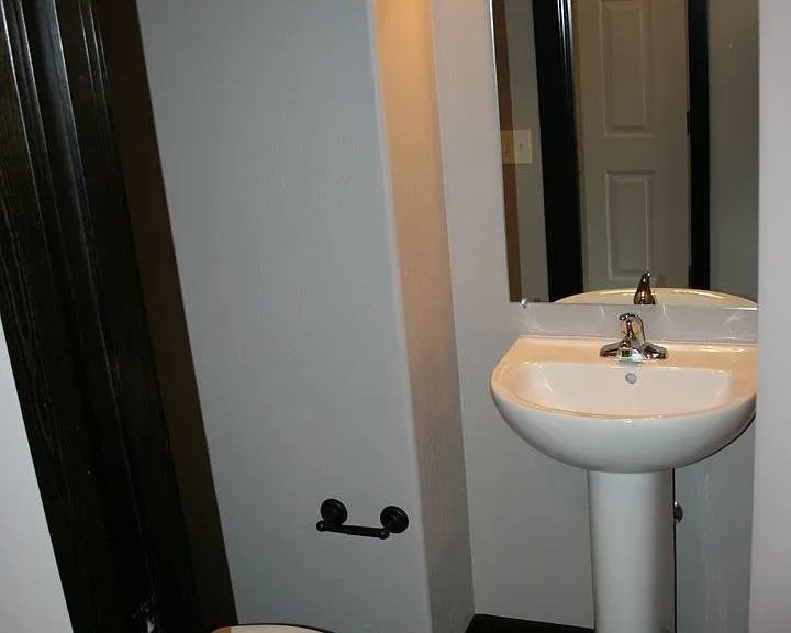 2282 Gallatin Green — Photo 16