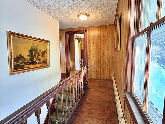 3rd image of 58 Coram Swezeytown Road