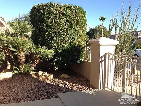 3rd image of 78940 Mimosa Dr