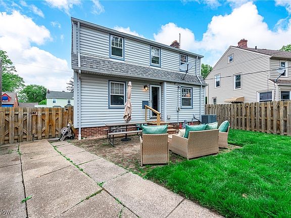 5th image of 15913 Normandy Ave