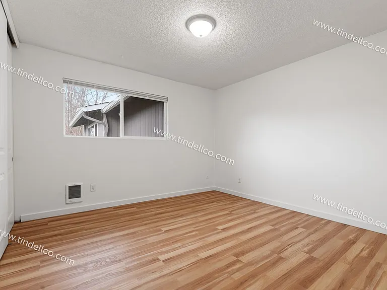 17324 SW Merlo Rd — Photo 10