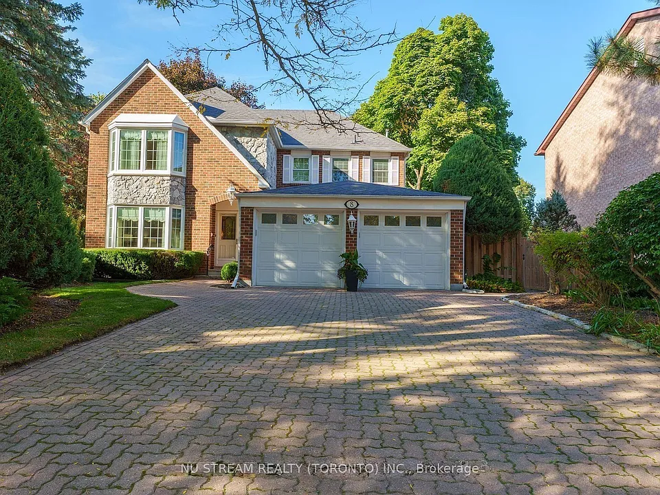 8 Roverdale Ct