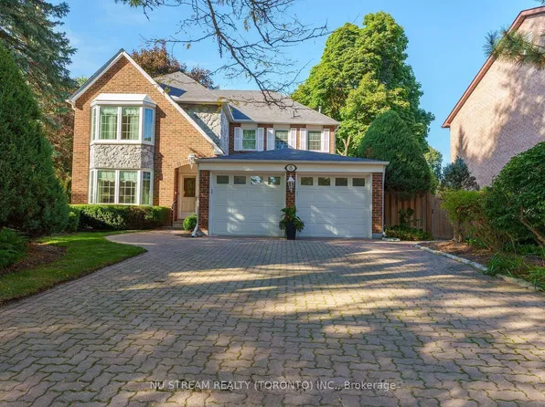 8 Roverdale Ct, Markham, ON L3R 7K7