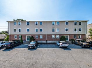 25 Rockland St #3, West Roxbury, MA 02132