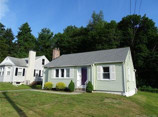 6 Porter St, Quaker Hill, CT 06375