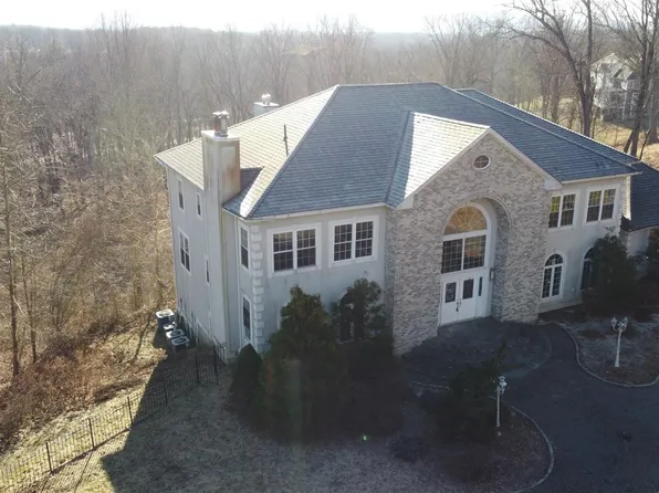 9 Duhamel Drive, Hopewell Junction, NY 12533