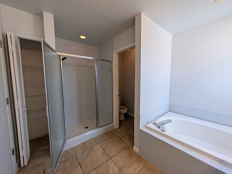 11435 Georgetown Cir — Photo 22