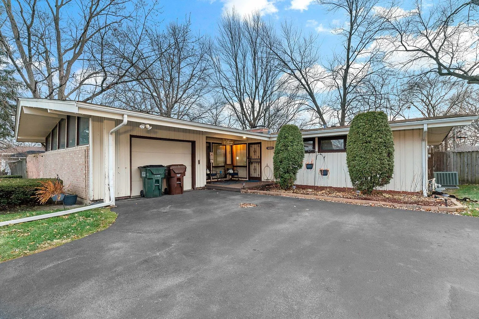 3009 Woodworth Pl photo 1