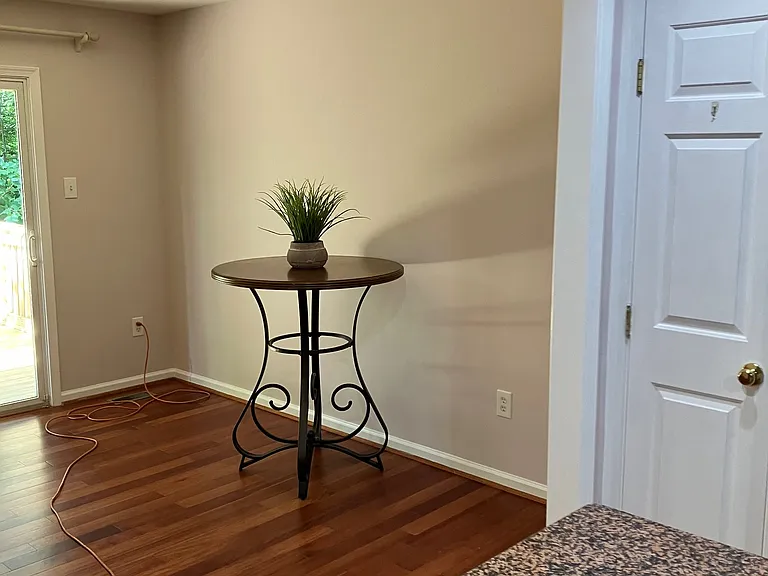 13722 Palmetto Cir — Photo 5