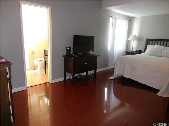 4th image of 4459 Mammoth Ave
