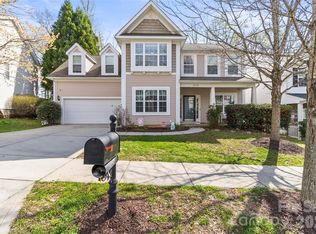 7030 Carrington Pointe Dr, Huntersville, NC