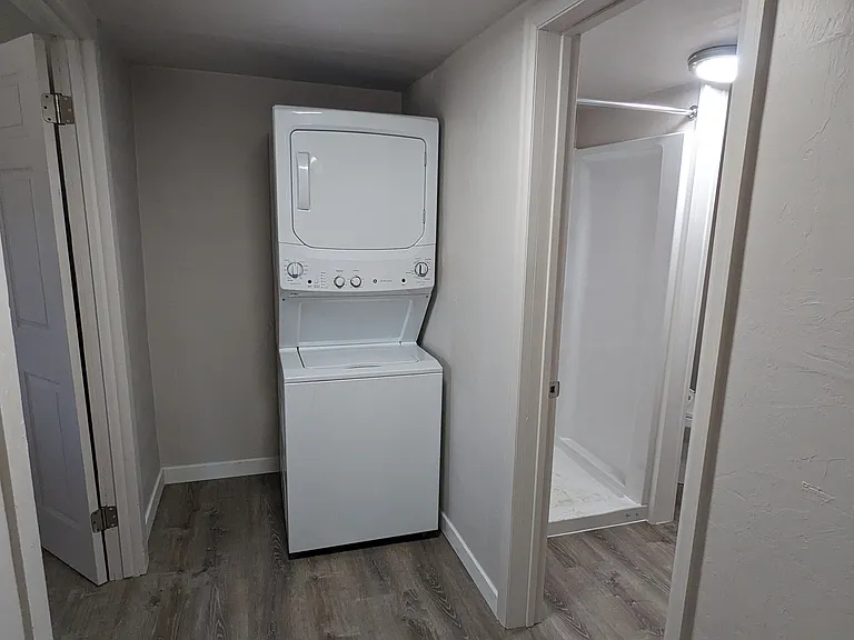 1002 S Junction Ave — Photo 12