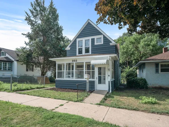 352 Geranium Ave E, Saint Paul, MN 55130