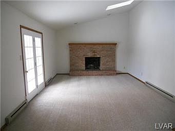 3rd image of 4122 Goldenbell Dr