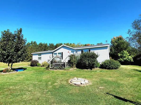 2383 W Fenwick Rd, Fenwick, MI 48834