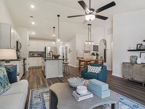 7th image of this home