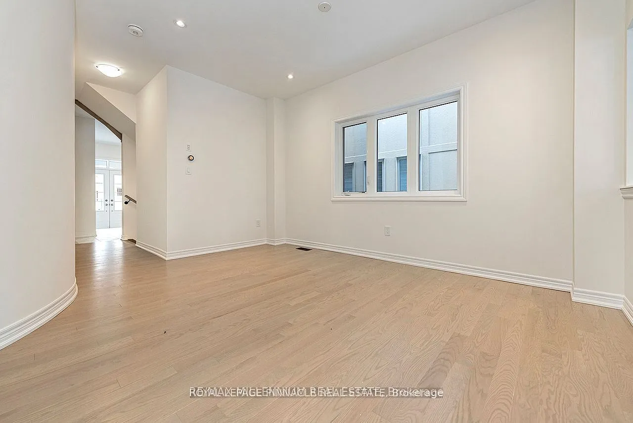 4 bed, $4,200 — Photo 3
