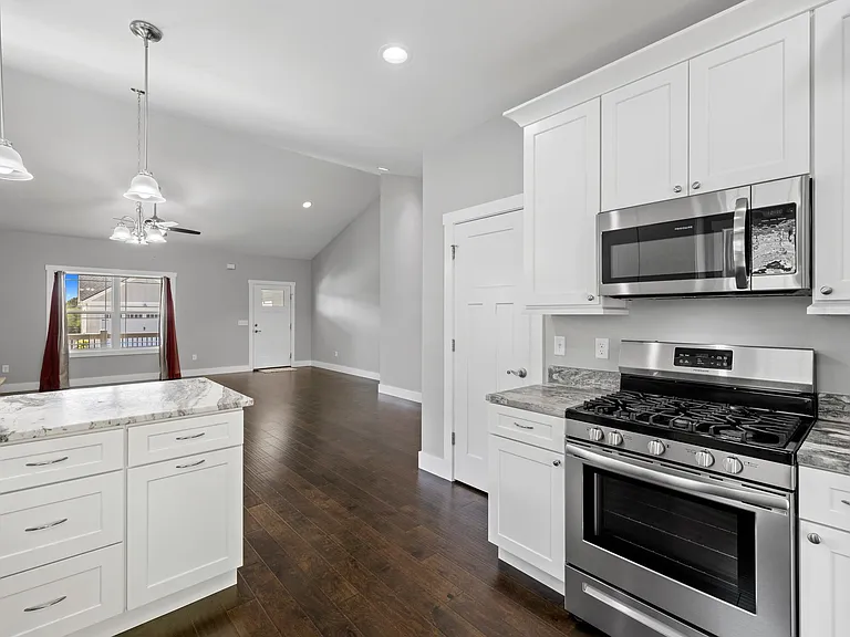 80 Leyland Cir — Photo 11