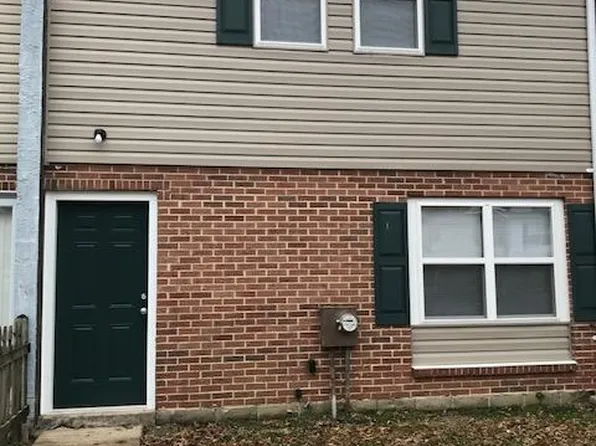 111 Huntsman Dr, Elkton, MD 21921