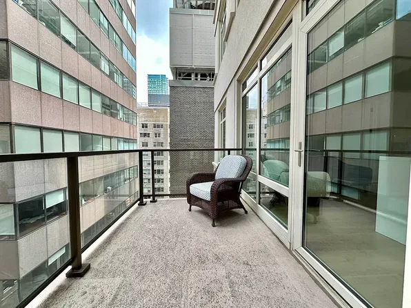 115 E 55th St, New York, NY