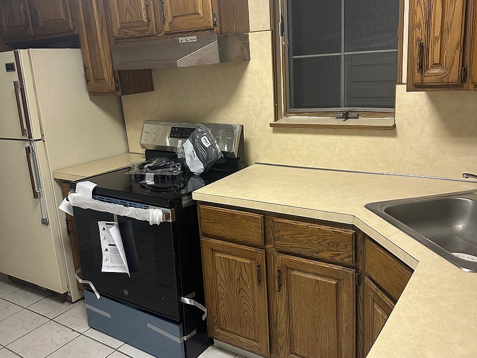 1st image of 69 Lockwood Ave APT 1