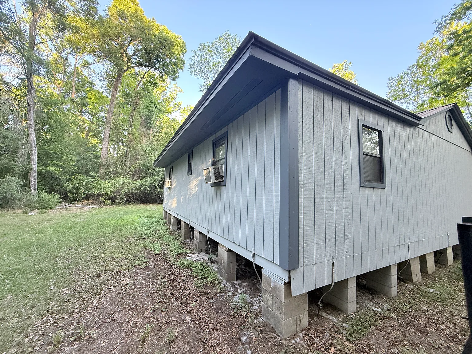 2 bed, $2,400 — Photo 2
