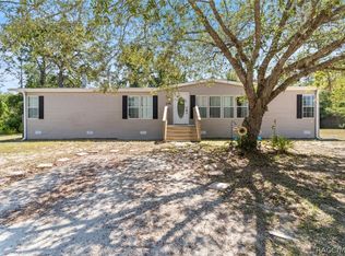 5791 S Candy Cane Dr, Homosassa, FL 34446