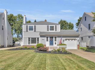 19902 Laurel Ave, Rocky River, OH 44116