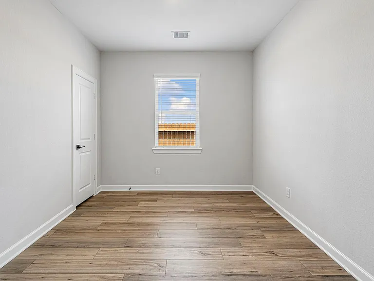 15671 Honey Cove Dr — Photo 6