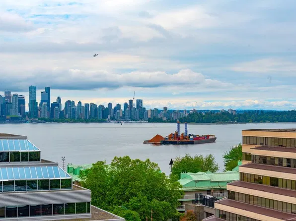 175 W 1st St #712, North Vancouver, BC V7M 3N9