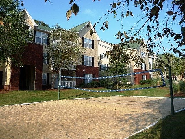 2nd image of 1114 S College St #7204