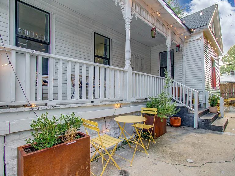 1811 Washington Ave #A — Photo 22