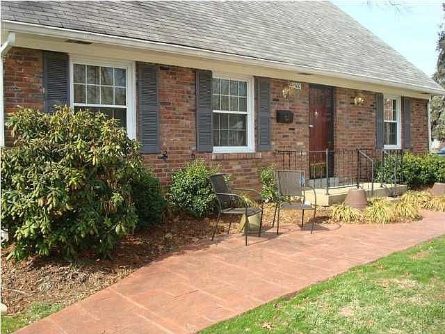 1st image of 2500 Charles Ct