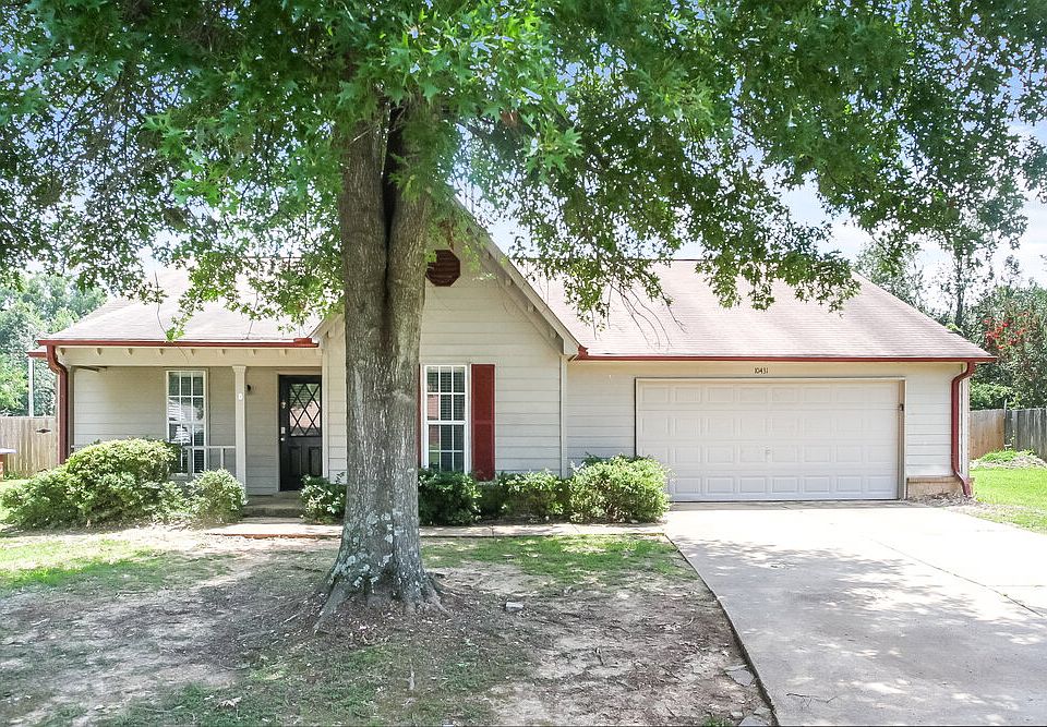 1st image of 10431 Amanda Dr