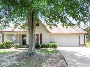10431 Amanda Dr, Olive Branch, MS 38654