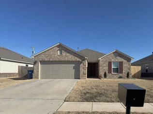 1515 Chuck Wagon Dr, El Reno, OK 73036