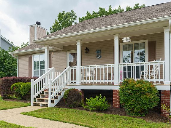 5th image of 6103 Hunter Crest Dr
