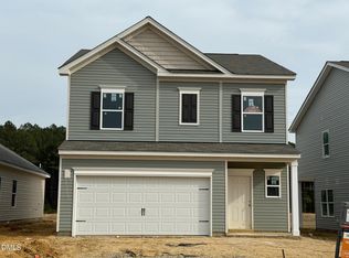 112 Oyster Tabby Dr, Lillington, NC 27546