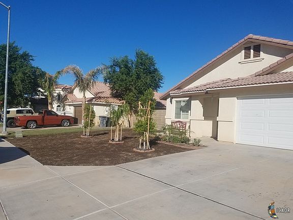 4th image of 2450 Ensenada Dr