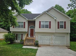 10996 Knotty Pine Pl, Hampton, GA