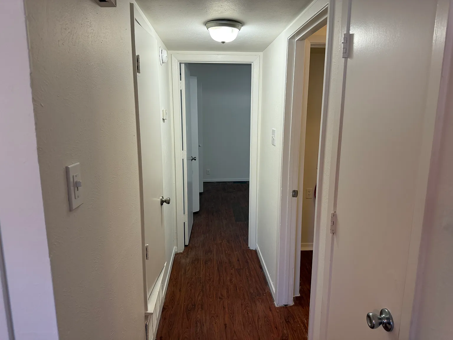 2 bed, 800 sqft, $1,200 — Photo 3