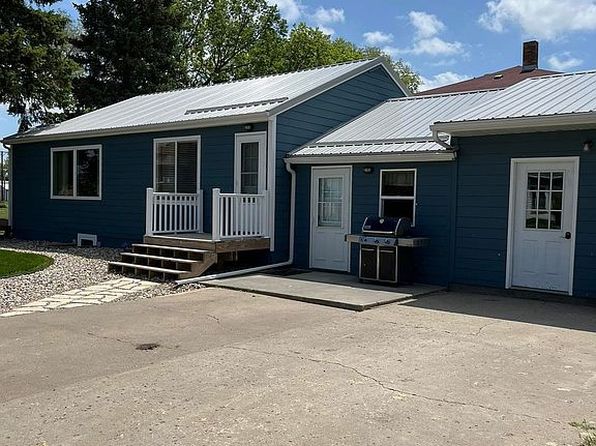 401 Maple Ave SE