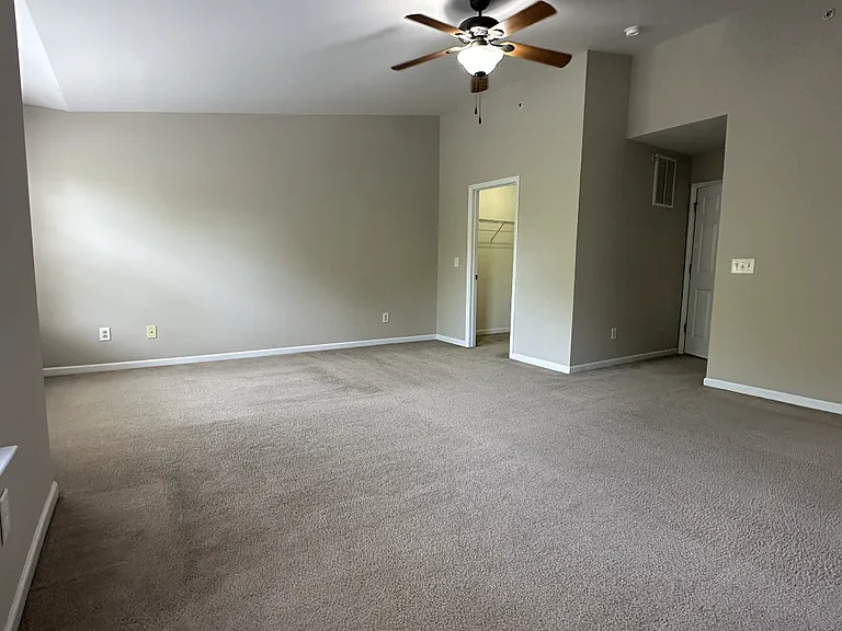 2210 Valley Edge Dr #105 — Photo 14